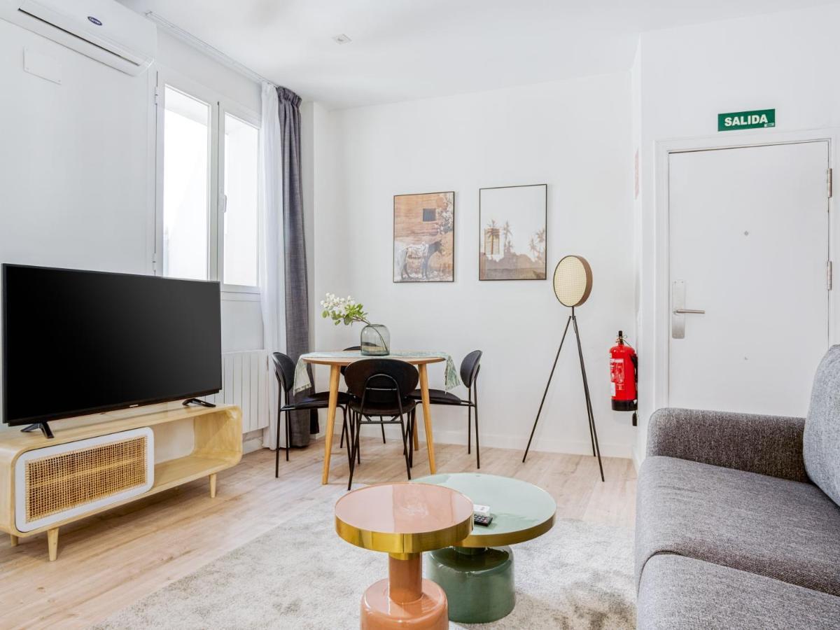 Limehome Madrid Calle Ave Maria - Estancia Temporal Экстерьер фото