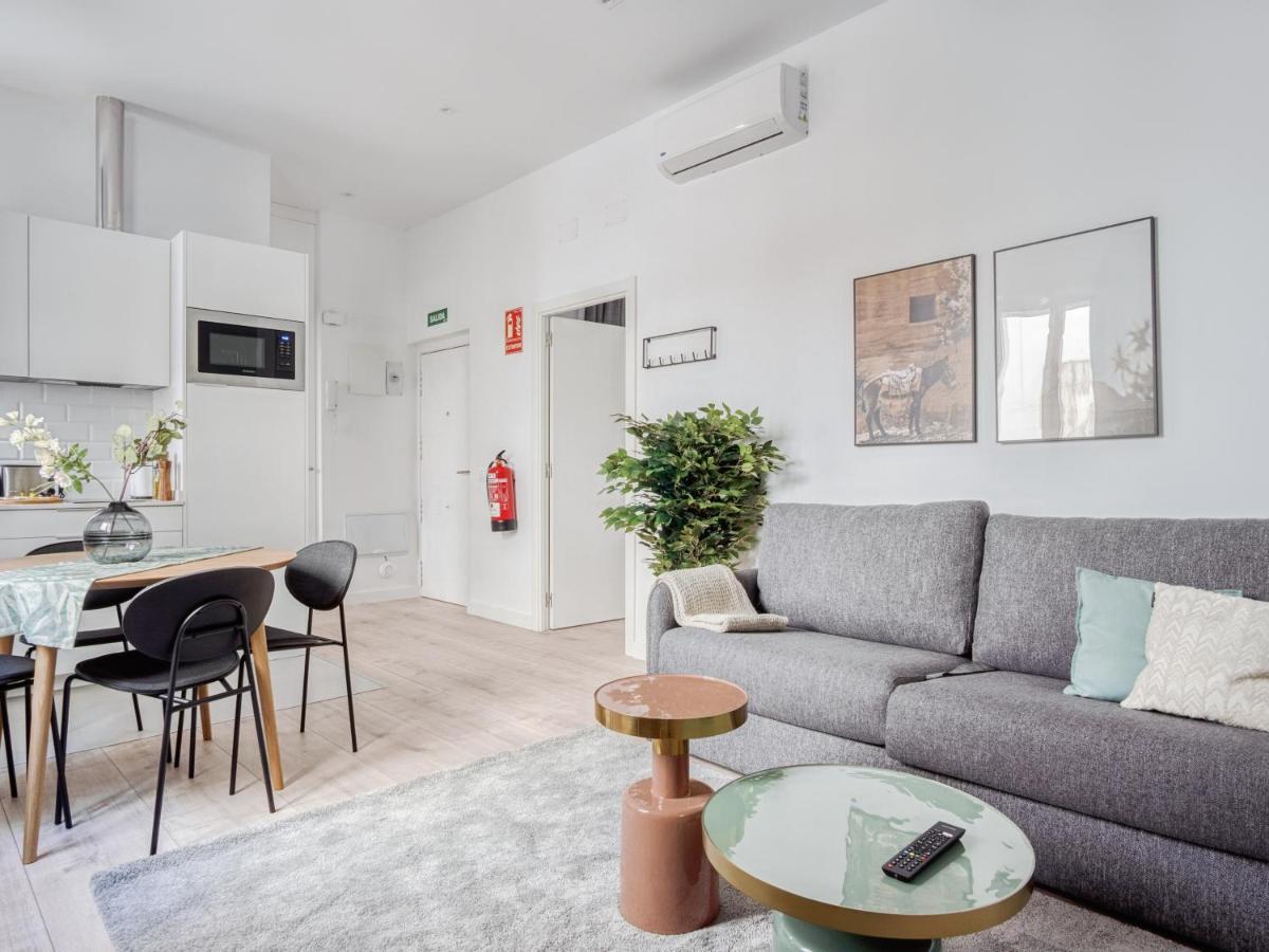 Limehome Madrid Calle Ave Maria - Estancia Temporal Экстерьер фото